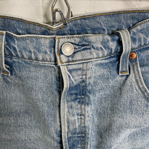 Levis 501 Denim Cutoff Shorts Womens 33 High Rise Distressed Light Wash - Picture 4 of 5